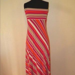 Banana Republic strapless maxi dress stripped